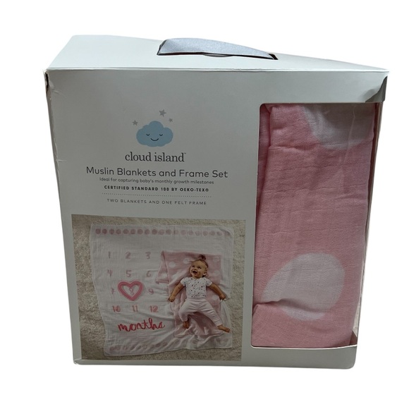 cloud island Other - Cloud Island Muslin Blankets and Frame Age Chart Baby Girl Set